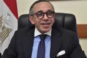 السفير المصري: ما حكيَ عن انزعاج سعودي كلام فارغ… وأنسّق بشكل دائم مع سفير السعوديّة!