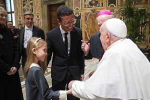 Omar Harfouch Performs Historic Concert in the Vatican: A Message of Peace Honored by Pope Francis