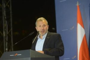 Bassil anuncia una oposición “positiva y constructiva” en la sesión de confianza Salam violó las normas de la justicia y estamos dispuestos a restablecer la confianza con sus acciones