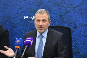 Bassil anuncia la transición hacia una oposición positiva y constructiva: Perseguiremos expedientes ya que somos libres, soberanos e independientes