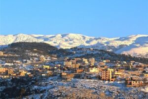 حطموا أجهزة التسجيل وكاميرات المراقبة.. هذا ما حصل في الضنية