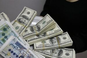 الحكومة ليست في وارد انجاز حل لمشكلة الرواتب والاجور في القطاع العام