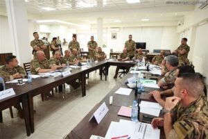 قائد الجيش يتفقد غرفة عمليات منطقة جبل لبنان