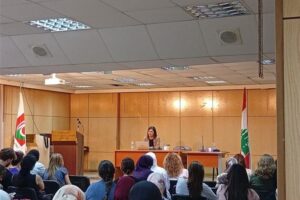 اللجنة الثقافية في كلية الآداب والعلوم الإنسانية الفرع الأول في الجامعة اللبنانية نظمت ندوة تحت عنوان: كيفية التعامل مع الحزن والفقدان