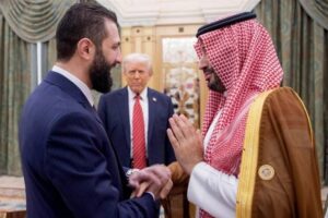 شو الوضع؟ ترامب يدعو لبنان للسلام مع إسرائيل… ورفع العقوبات عن سوريا يضع الحكومة تحت مجهر إعادة النازحين