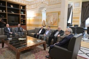شو الوضع؟ “الودّ” المتواصل بين “الحزب” وسلام يُتَرجم بلقاء مصارحة… و”التيار” يفنّد خفّة الحكومة من شوائب التعيينات إلى الرسوم العشوائية!
