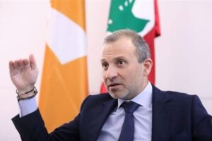 Bassil: Hezbollah debe poner sus armas en manos del Estado y el gobierno debe satisfacer a la comunidad internacional en la cuestión de los refugiados sirios: No hay seriedad en el gobierno para cumplir los expedientes de reforma