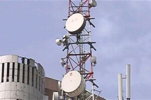 “الأخبار”: وزير الاتصالات يمنع ترميم شبكة الاتصالات