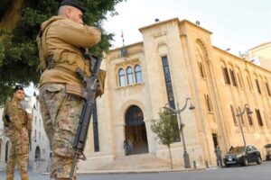 بعد انسحابهم من الجلسة.. نواب “التغيير” يدخلون مجددًا!