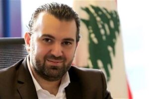 عواد: تحية لكل أب لبناني يصمد بصمت، ويعطي بلا حدود