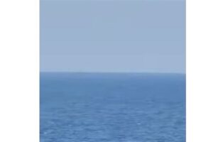 بالفيديو – 4 زوارق إسرائيلية تُطوّق مركباً لبنانياً وتختطف صياداً قبالة رأس الناقورة