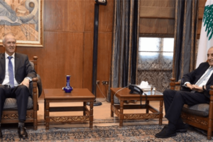 بري بحث مع كاريه في برامج البنك الدولي لاعادة الاعمار