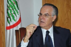 عراضة «قواتية» فاشلة لتعديل قانون الانتخاب