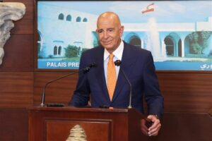شو الوضع؟ نافذة تفاؤل في كلام براك على الرد اللبناني فهل تُفتح أم يعيد نتنياهو إغلاقها؟ جعجع يغطي فشله بالقنابل الدخانية!