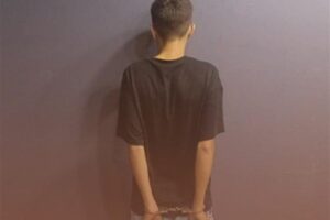 اطلق النار واصاب مواطنين…!