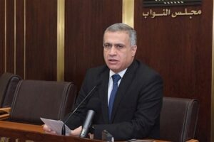 طرابلسي عن الحكومة: لم تضع في أولوياتها الموضوع التربوي