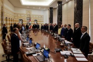 الأنباء الكويتية: الحكومة عبرت بسلاسة مطبا توقف عنده الجميع