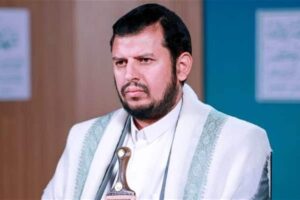 “بعض المسؤولين يتحركون كعملاء لإسرائيل”.. ماذا قال الحوثي عن “الحزب”؟