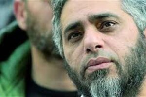 هكذا علق ابن فضل شاكر على خبر تسليم والده نفسه…!