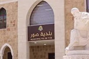 مصادرة مواد غذائية منتهية الصلاحية من عدد من المحال الصغيرة في صور
