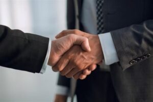خاصّ- صفقة في إحدى المؤسسات؟