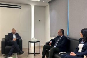 باسيل استقبل سيرج داغر: تأكيد أهمية إجراء الإنتخابات في موعدها ودور المنتشرين في الحياة السياسية