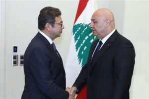 “رسالة مستعجلة”.. حوار بين بيروت وتل أبيب بوساطة مصرية؟