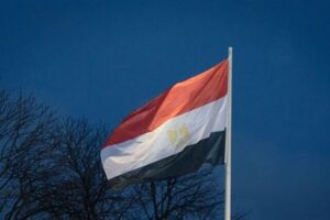 اللواء: رئيس المخابرات المصرية إلى بيروت,,, وتحذير من خطورة الوضع