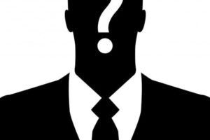 إعلامي لبناني شهير يحذر!