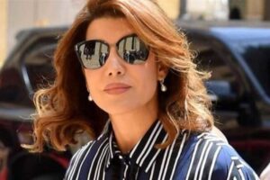 عكس السير: “وشوشة” بولا.. على “الميكروفون”