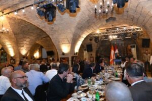صور  عشاء مخاتير قضاء جبيل بحضور رئيس التيار جبران باسيل في بترونيات ( بعدسة الزميل جورج فغالي )