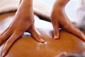 من مركز تدليك إلى بؤرة دعارة.. هذا ما حصل في الدكوانه!