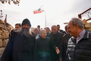 بالصور- باسيل استهل زيارته إلى بعلبك بزيارة دير سيدة المعونات