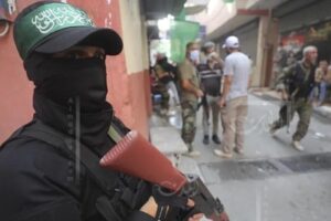 رسائل عين الحلوة: أسرار تُنشر للمرة الأولى! (المدن)