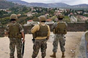 الجيش اللبناني يفجّر مخابئ أسلحة “الحزب”.. “هآرتس” تكشف!