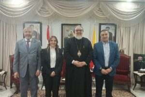 وفد من “التيار” نقل إلى مطران بيروت للسريان الأورثوذوكس شكر باسيل على مشاركته في قداس ذكرى 13 تشرين