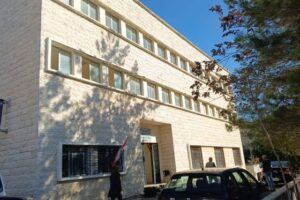 النائب فريد البستاني يعلن عن قرب افتتاح مركز للدوائر العقارية في دير القمر