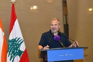 باسيل في عشاء قدامى الجيش في كسروان وجبيل: التيار الوطني الحر هو الجسم السياسي للجيش اللبناني ونحن أمام سلطة منصاعة للخارج