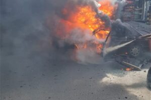 بالصور- استهداف سيارة في الجنوب!