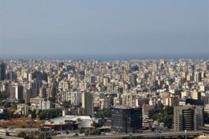 بالفيديو – انهيار جزء من مبنى في الضاحية!