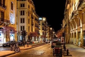 “إقفال المؤسسات السياحية والمحال التجارية”.. قرار لمحافظ بيروت