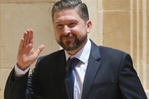 كرامي يطلب دعماً سعودياً