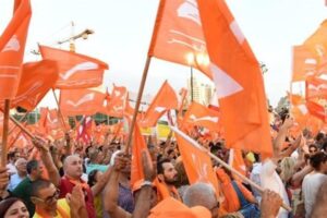 عكس السير: «علّي وخود جمهور»! – بقلم غسان سعود