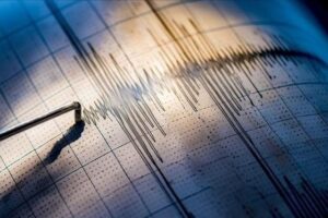 زلزال بقوة 5.7 درجات يضرب هذا البلد!