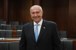 الأخبار: «مطعم مخزومي» يخلف «مطعم معوض»