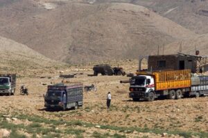 كواليس – وزارة سيادية تختبئ خلف المهربين!