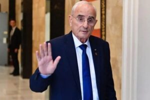 مكتب وزير الدفاع: كلام مغلوط واستهداف خبيث يطال الجيش!