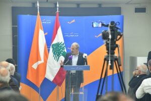 بالصور – باسيل يشارك في عشاء مع رؤساء بلديات ومخاتير في قضاء المتن (بعدسة الزميل جورج الفغالي)