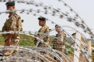 حول مبنى يانوح.. بيانٌ للجيش اللبناني يحسم الأمر!