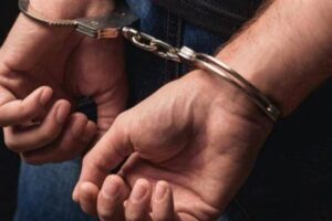 توقيف مختار سابق.. ما القصّة؟